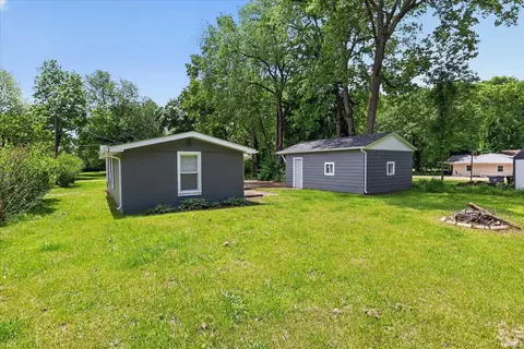 Exterior - 16159 Darden Rd, Granger, IN 46530 photo 7 of 11