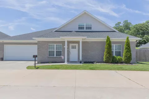 2630 Pecan Trce, Evansville, IN 47715