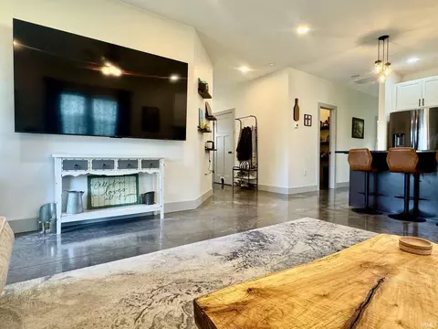 Living - 444 13th St, Mitchell, IN 47446 photo 1 of 1