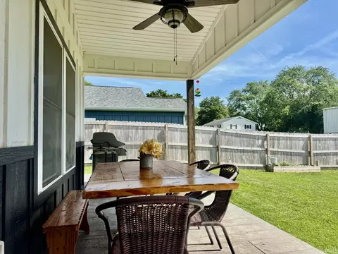 Exterior - 444 13th St, Mitchell, IN 47446 photo 5 of 11