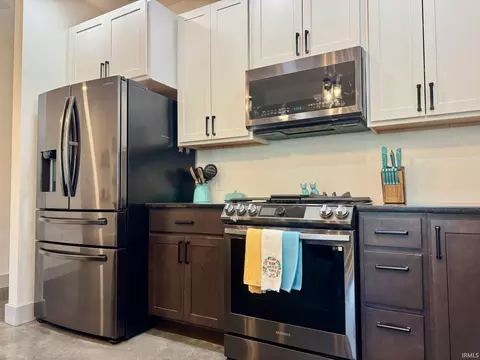Kitchen - 444 13th St, Mitchell, IN 47446 photo 3 of 3