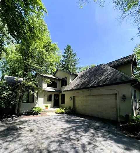 1606 Pine Top Trce, Mishawaka, IN 46545