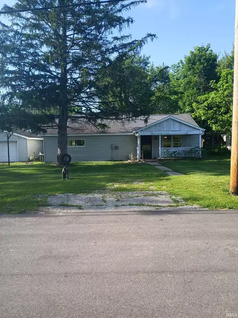 1021 E 35th St, Marion, IN 46953