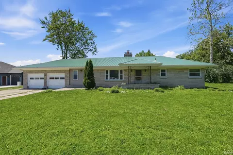 5711 Homewood Dr, Fort Wayne, IN 46825