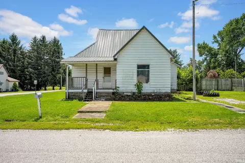 328 Wells Ave, Mitchell, IN 47446
