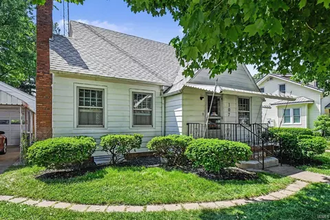 107 S Henry St, Milford, IN 46542