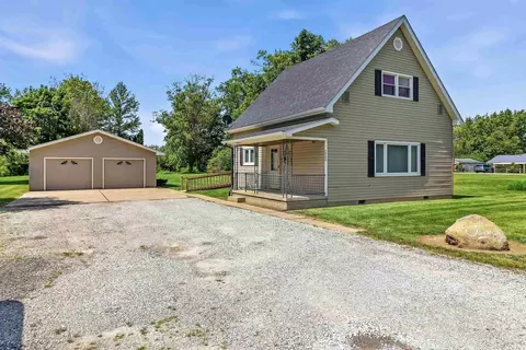 222 W 10th St, Marion, IN 46953