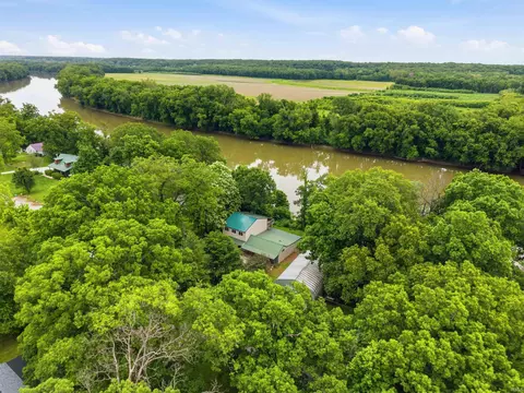 14368 N 300 E, Covington, IN 47932