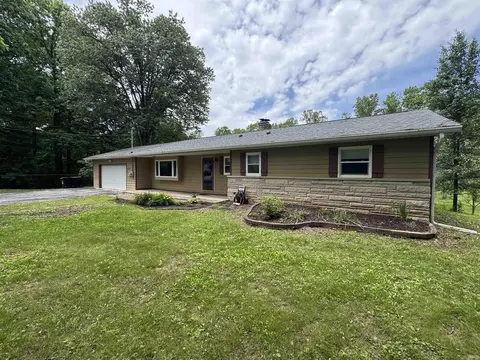 4310 W Lost Mans Ln, Bloomington, IN 47404