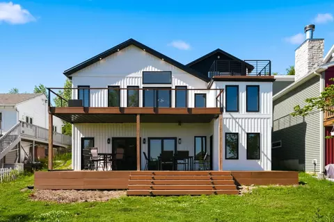 195 Lane 850 Snow Lk, Fremont, IN 46737