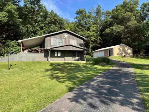 391 E County Road 200 N Rd, Paoli, IN 47454