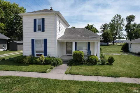 203 E 4th St, Monon, IN 47959