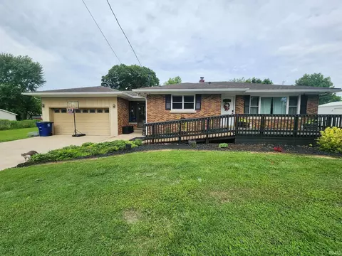 1903 S Boulevard Pl, Princeton, IN 47670