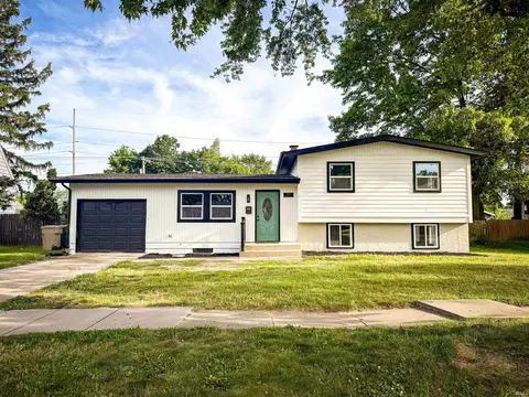 3118 Sunnymede Ave, South Bend, IN 46615