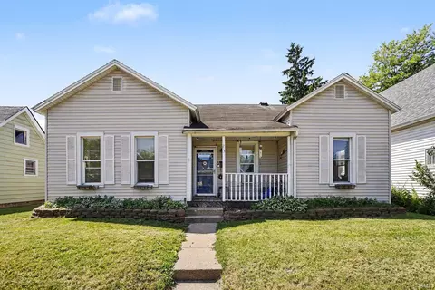 213 E Lawrence St, Mishawaka, IN 46545