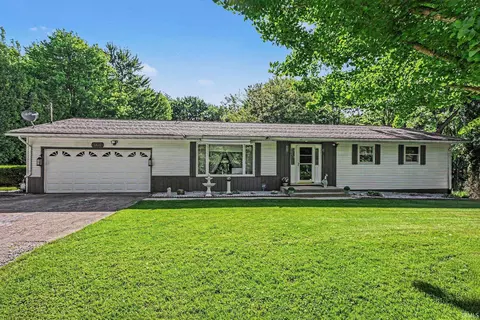 5821 N Fail Rd, La Porte, IN 46350