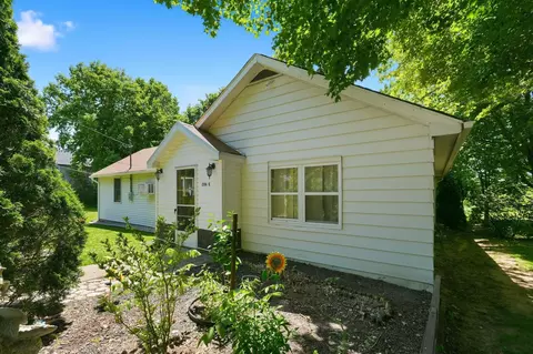 206 E Hardy St, Fremont, IN 46737