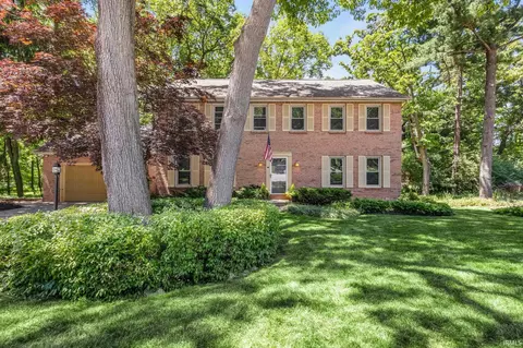 50951 Candlewood Ct, Granger, IN 46530