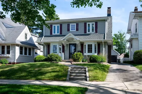 910 Pasadena Dr, Fort Wayne, IN 46807