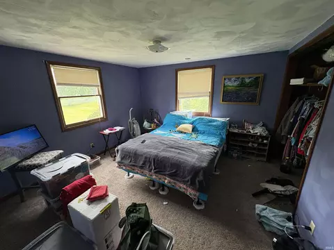 Bedroom - 4486 E State Road 164 Hwy, Jasper, IN 47546 photo 1 of 4