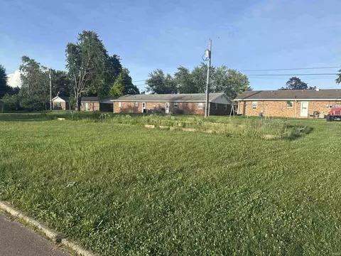 1828 Westwood Dr, Mount Vernon, IN 47620