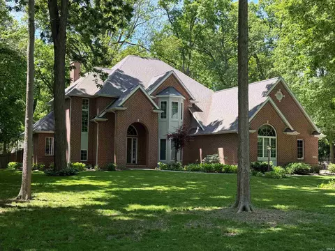 53163 Sylvan Ct, Bristol, IN 46507