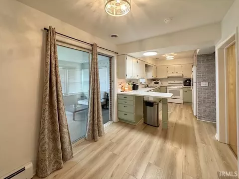 Kitchen - 3970 S 400 E, Kokomo, IN 46902 photo 1 of 2