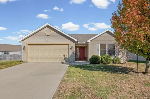 2427 Maxwell Dr, West Lafayette, IN 47906