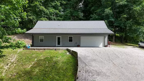 10422 S State Road 70, Evanston, IN 47531