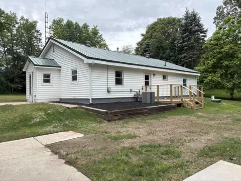 308 Bellevue St, New Carlisle, IN 46552