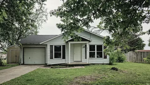 3813 Harper Dr, Lafayette, IN 47904