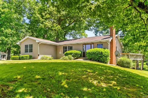 11945 N 300 W Rd, North Manchester, IN 46962