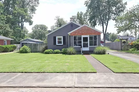 3009 E Chestnut St, Evansville, IN 47714