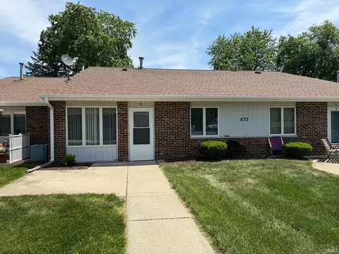 822 Woodlawn Ave #D, Monticello, IN 47960