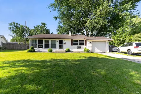 922 Dartmouth Ct, Fort Wayne, IN 46825