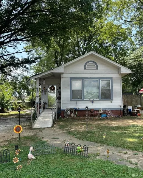 805 E Riverside Dr, Evansville, IN 47713