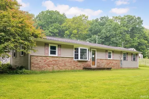3841 Old Farm Rd, Springville, IN 47462