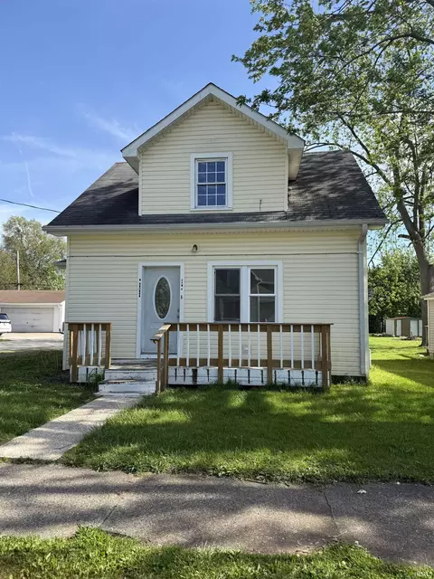 1101 W Mcclurg St, Frankfort, IN 46041