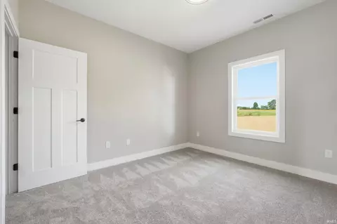Bedroom - 13134 Branstrator Rd, Yoder, IN 46798 photo 6 of 8
