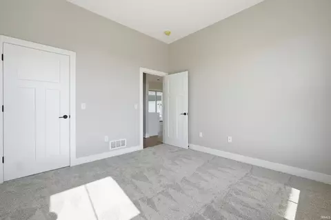 Bedroom - 13134 Branstrator Rd, Yoder, IN 46798 photo 5 of 8