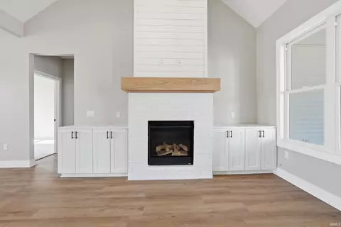 Living - 13134 Branstrator Rd, Yoder, IN 46798 photo 5 of 5