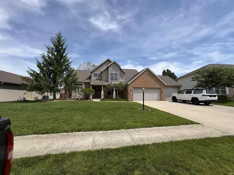 3000 Waterford Ln, Muncie, IN 47304