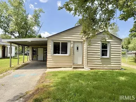 2109 S Delawanda Ave, Muncie, IN 47302