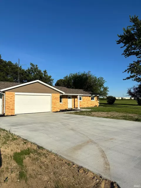 10480 N Cr 700 E, Albany, IN 47320