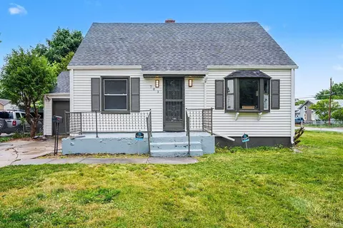 703 S Wellington St, South Bend, IN 46619