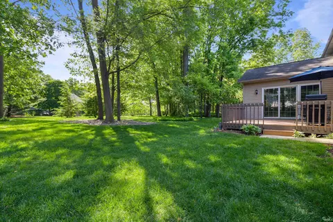 Exterior - 52630 Willow Bend Dr, Granger, IN 46530 photo 4 of 5