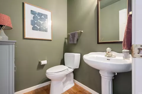 Bath - 52630 Willow Bend Dr, Granger, IN 46530 photo 1 of 5