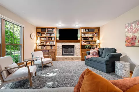 Living - 52630 Willow Bend Dr, Granger, IN 46530 photo 1 of 5