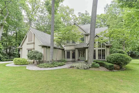 53186 Sylvan Ct, Bristol, IN 46507