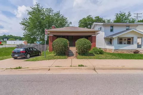 105 E 1st St, Bloomington, IN 47401